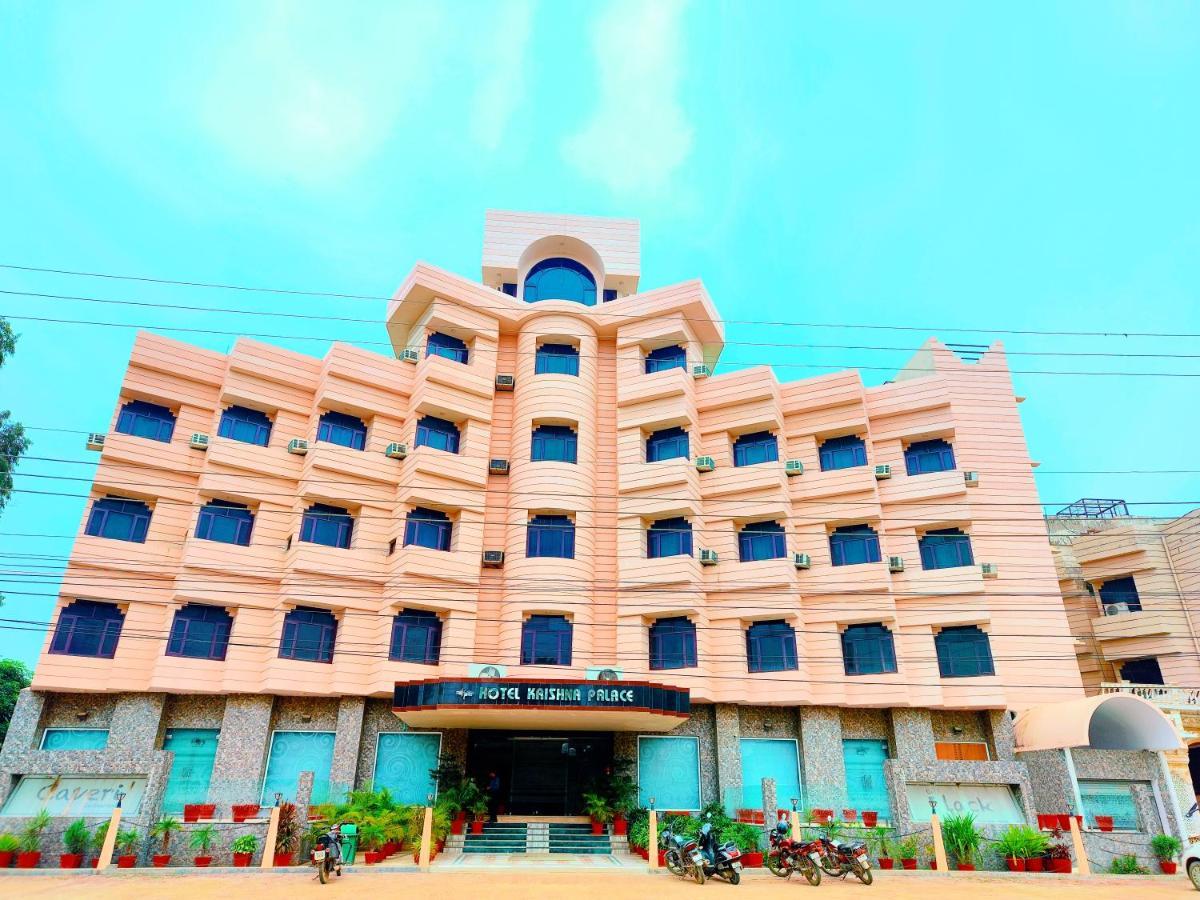 Hotel Krishna Palace Ayodhya エクステリア 写真